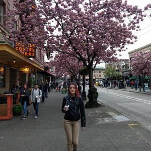 Meet your Posher, Mihaela